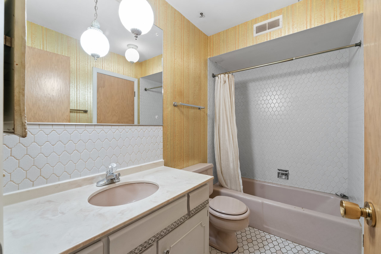 1535 Forest Avenue #305, River Forest, IL 60305