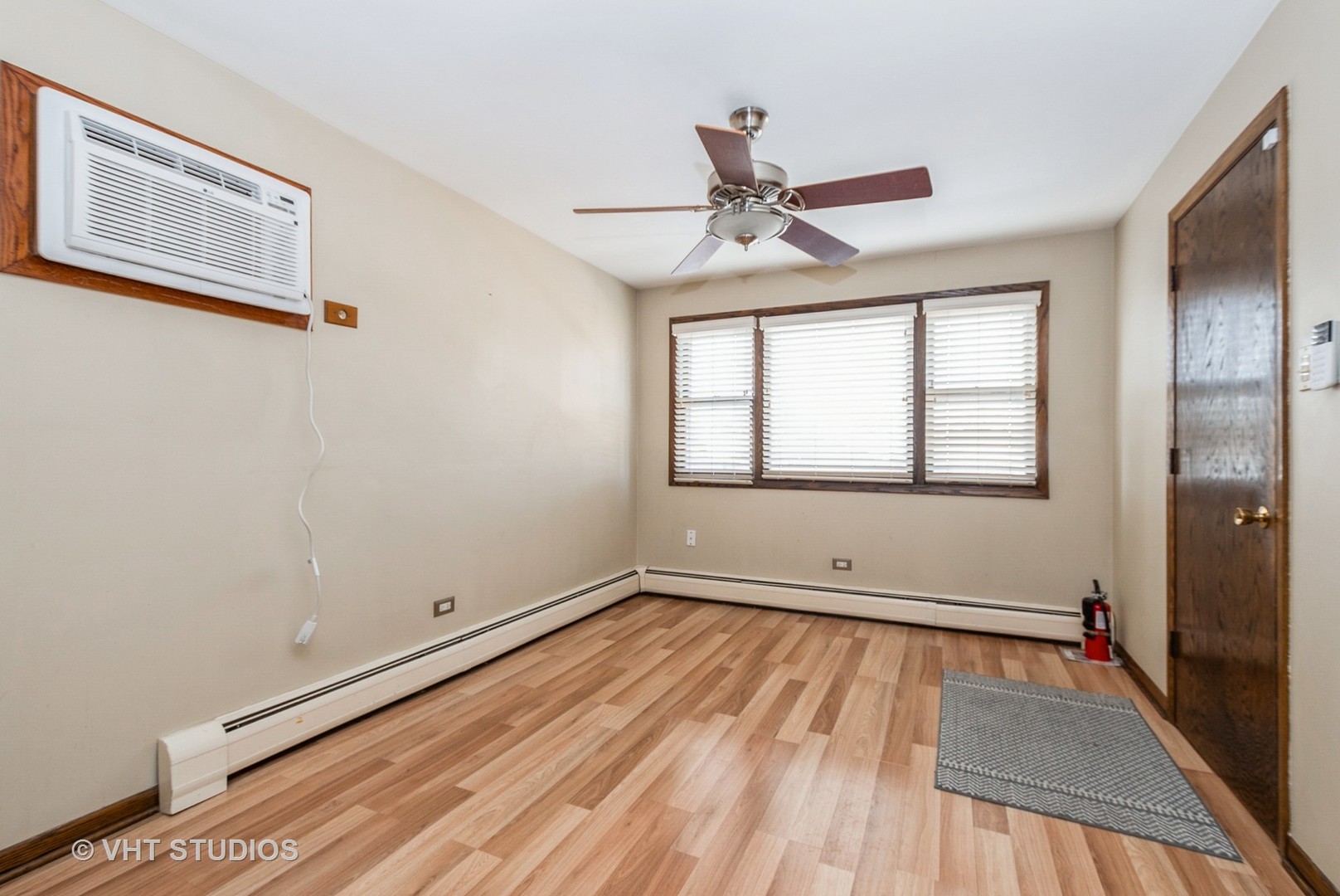 6004 S Kolmar Avenue, Chicago, IL 60629