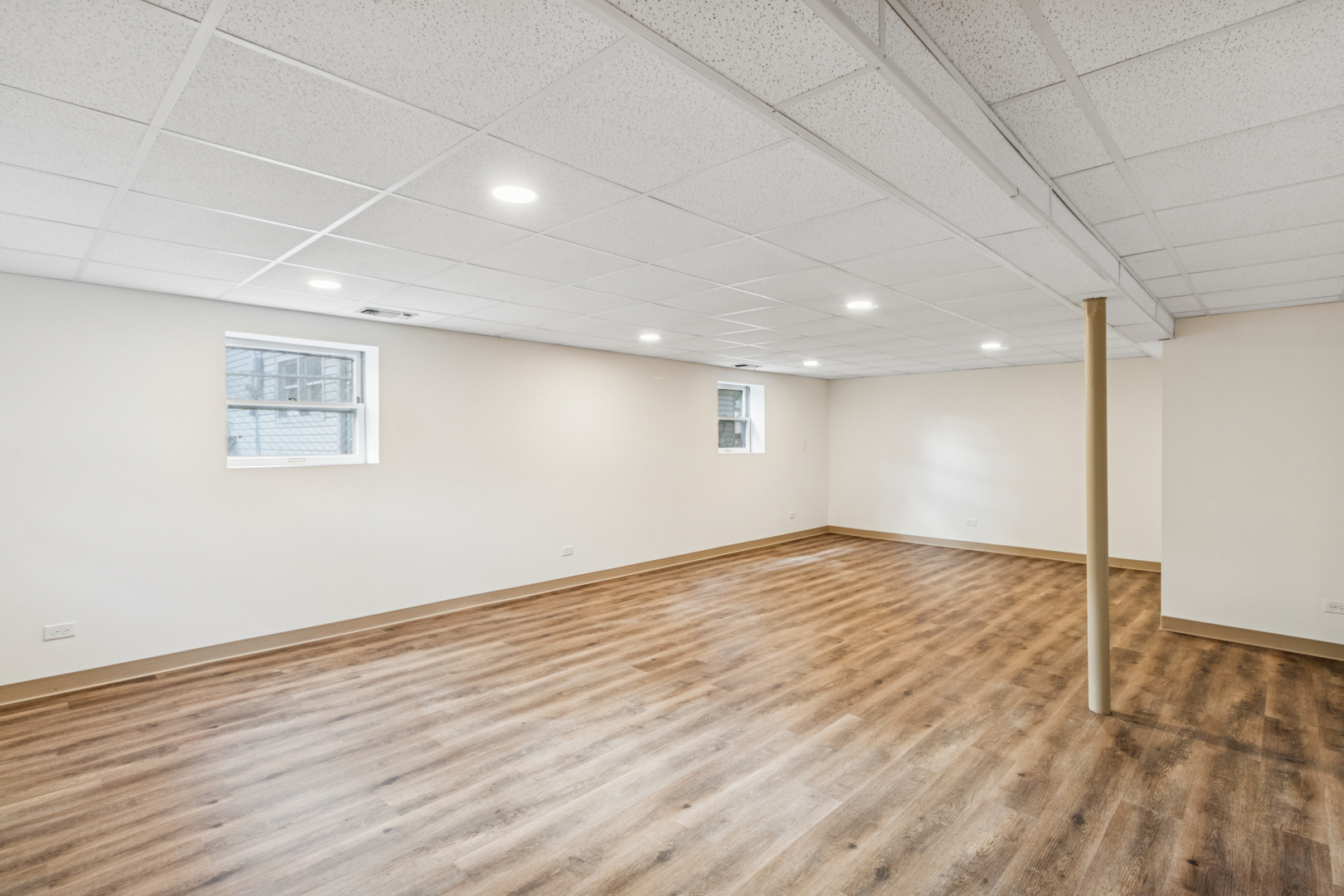 133 Coral Lane, Wheeling, IL 60090