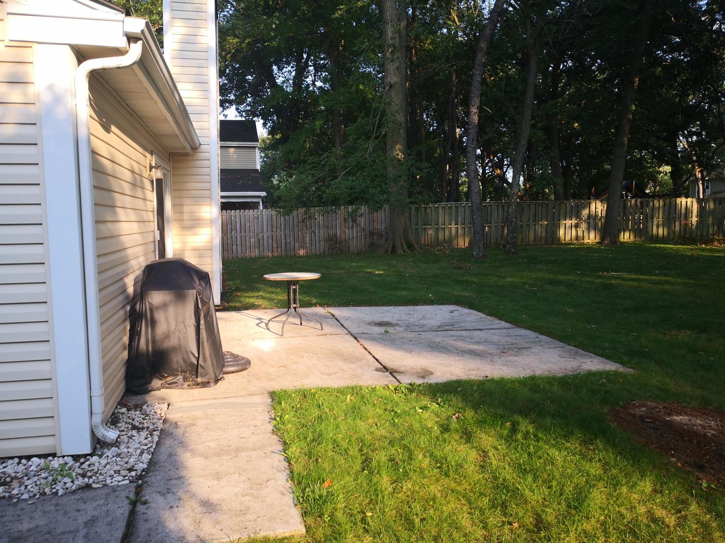 709 Dartmouth Drive, Island Lake, IL 60042