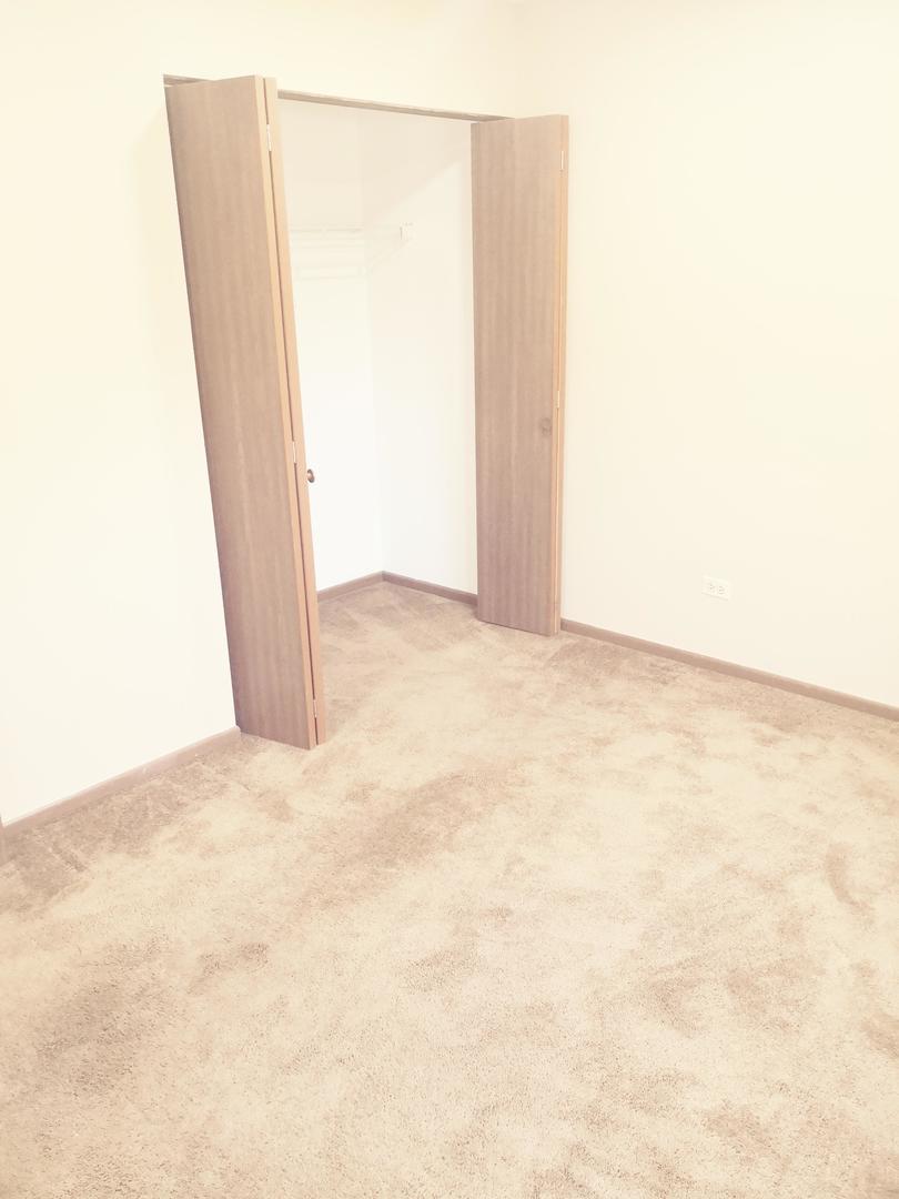 709 Dartmouth Drive, Island Lake, IL 60042