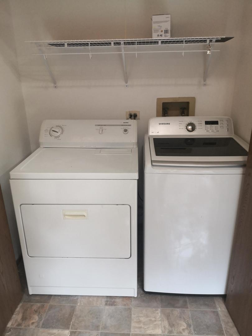 709 Dartmouth Drive, Island Lake, IL 60042