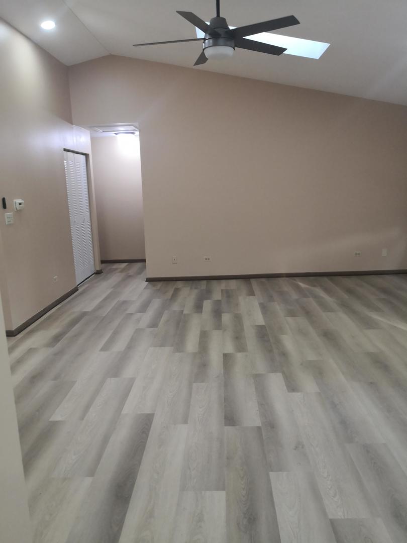 709 Dartmouth Drive, Island Lake, IL 60042