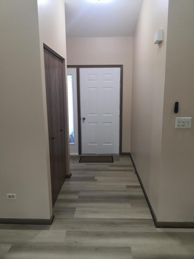 709 Dartmouth Drive, Island Lake, IL 60042