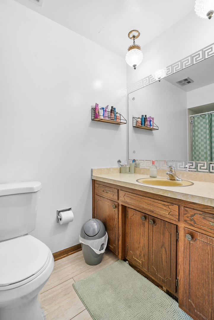 7712 Sequoia Court, Orland Park, IL 60462