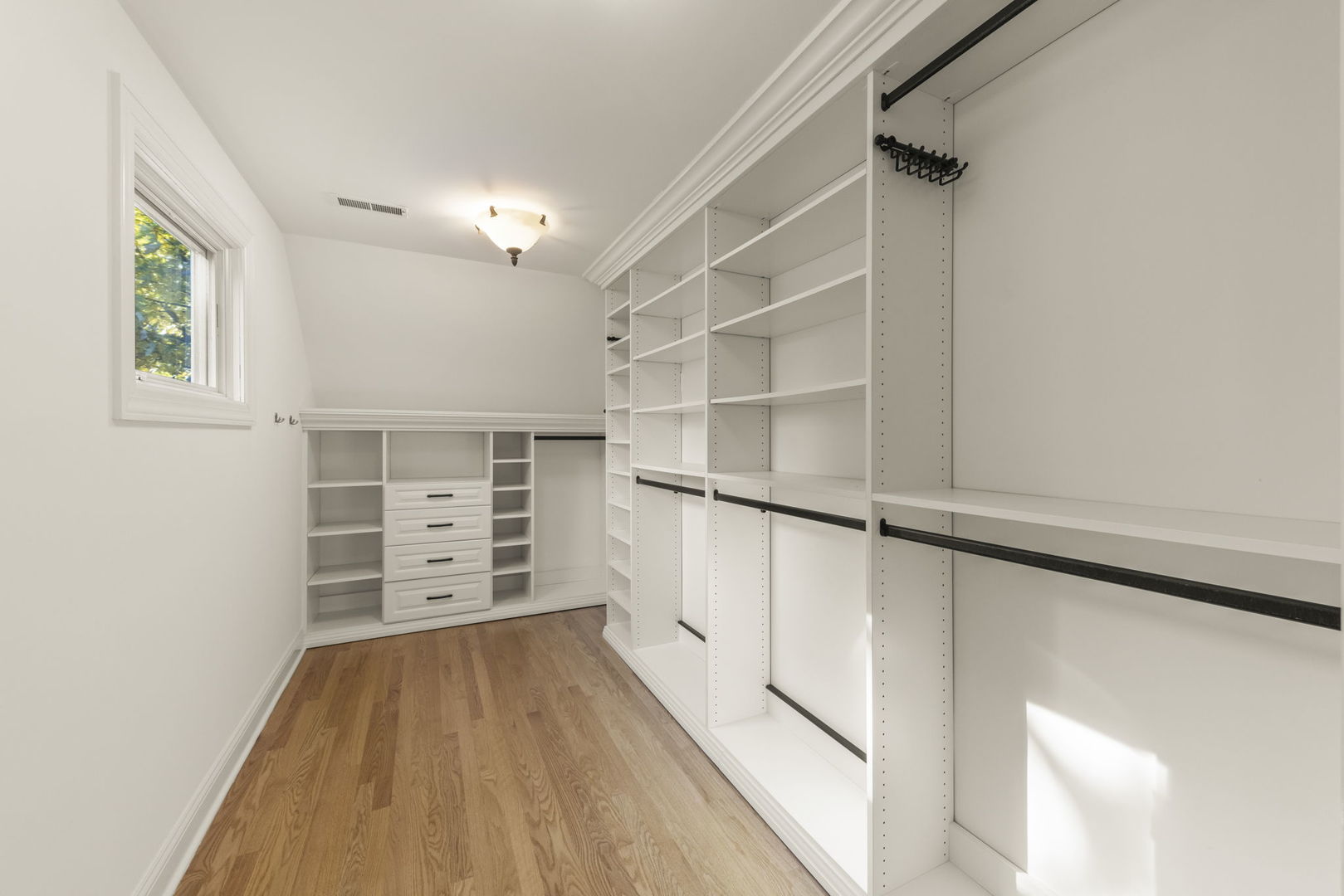 Glen Ellyn, IL 60137