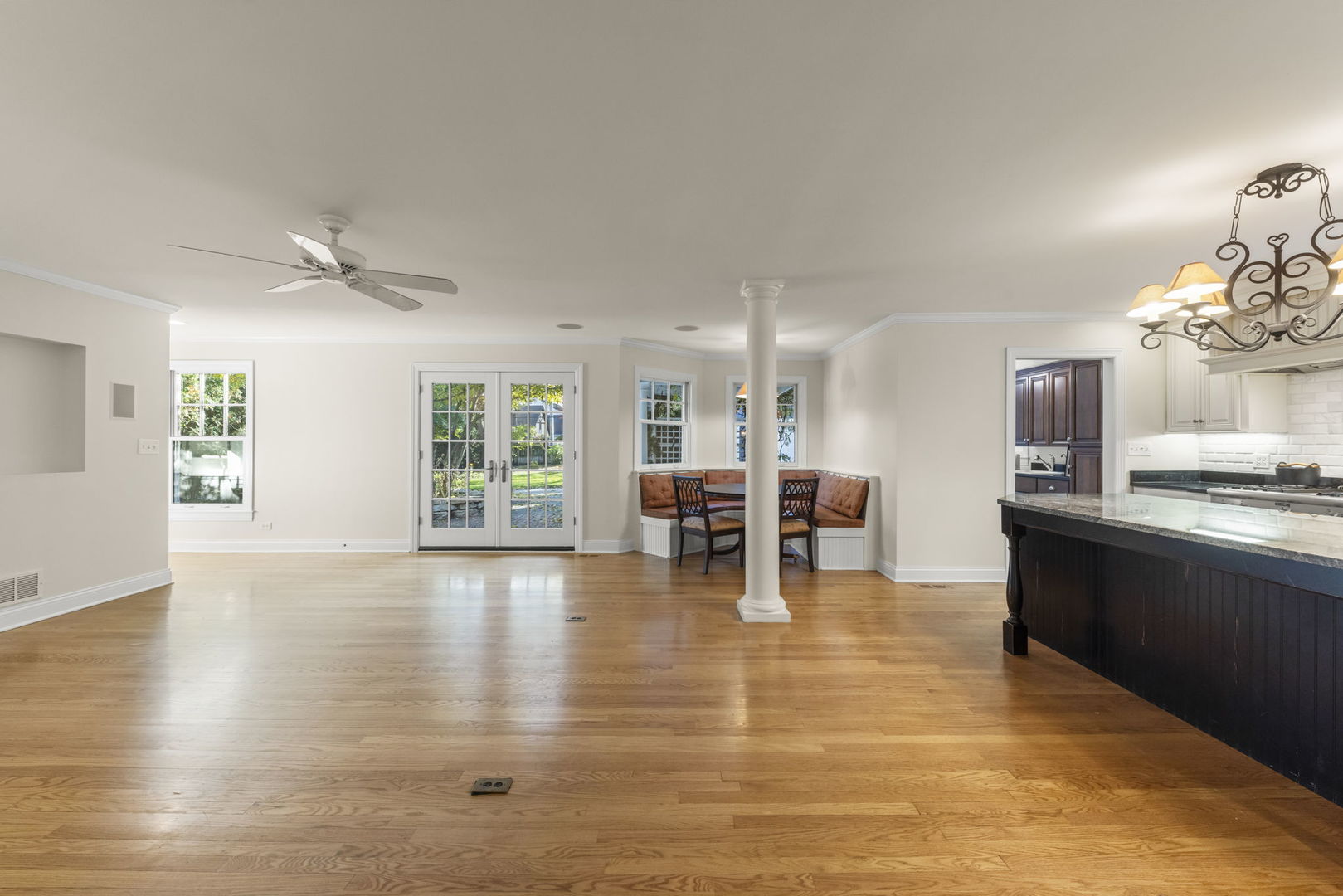 Glen Ellyn, IL 60137