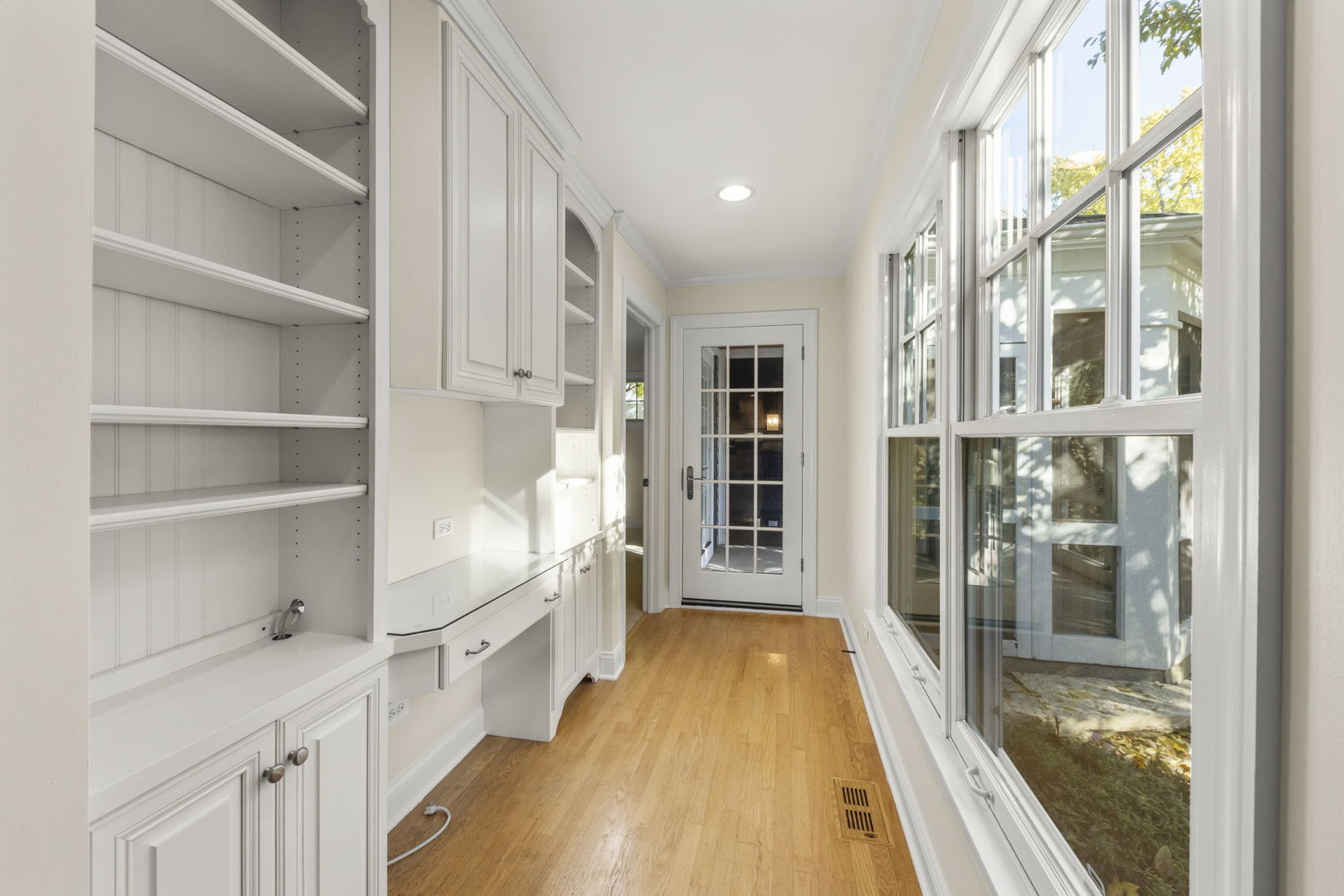 Glen Ellyn, IL 60137