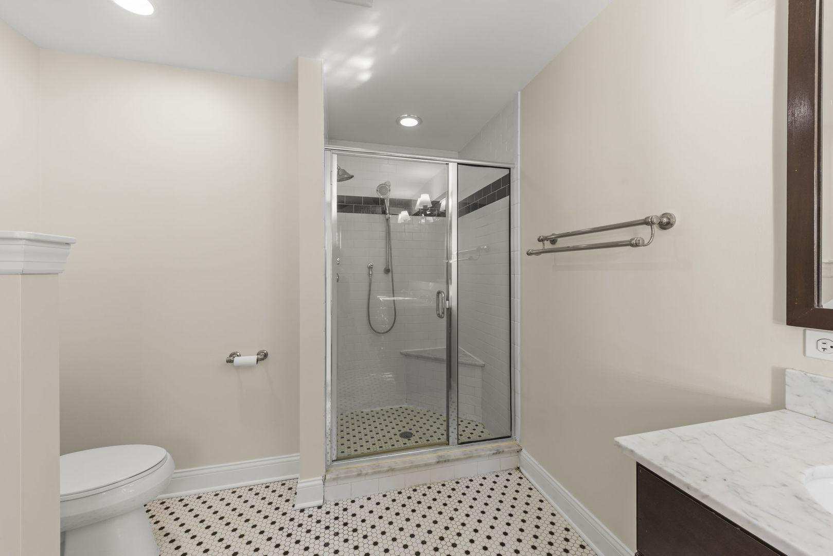 Glen Ellyn, IL 60137