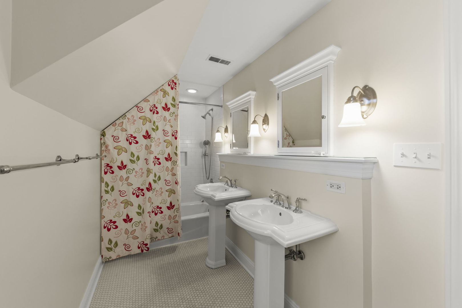 Glen Ellyn, IL 60137