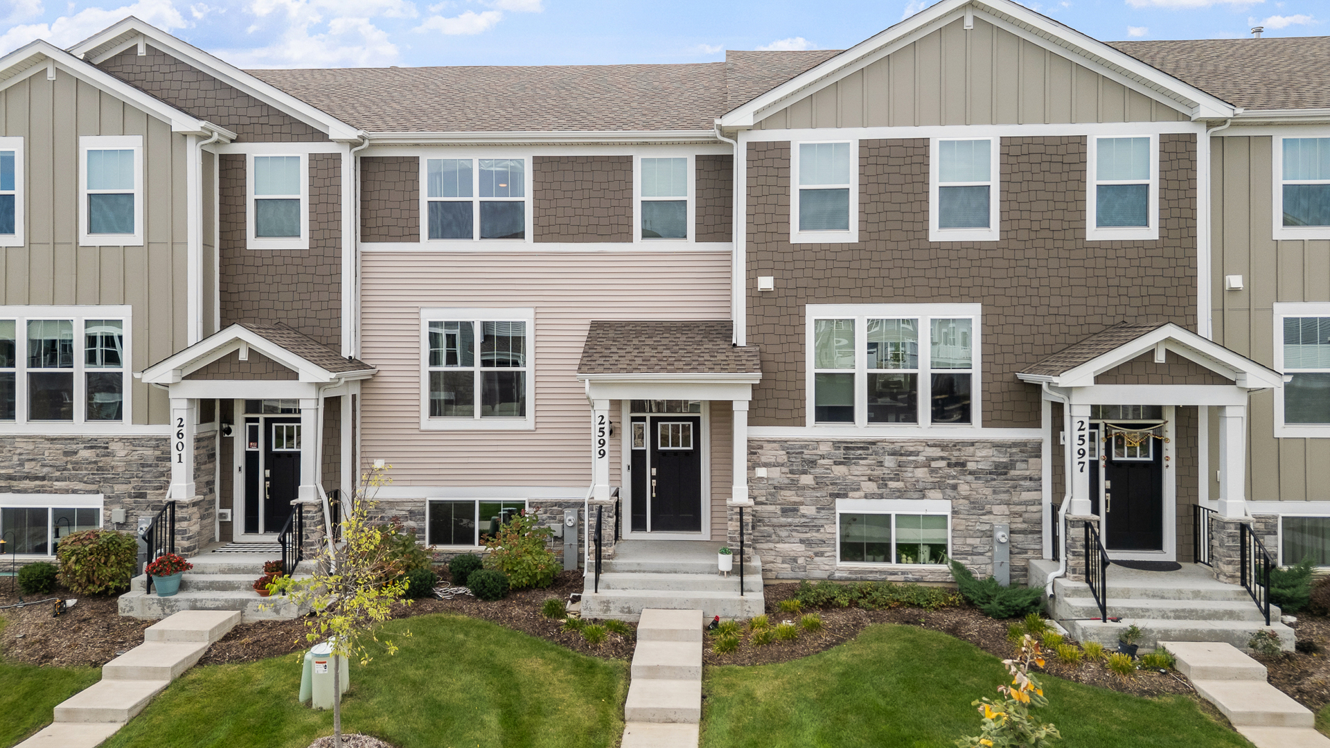 2599 Martini Street #2599, Mundelein, IL 60060