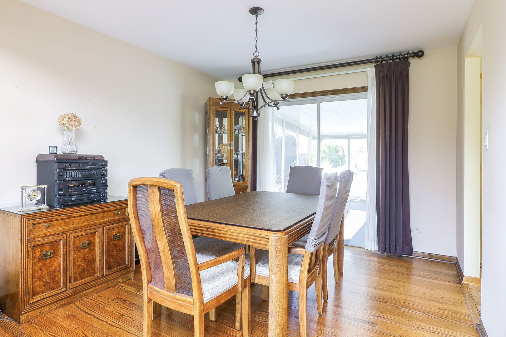 7213 Emerson Drive, Darien, IL 60561