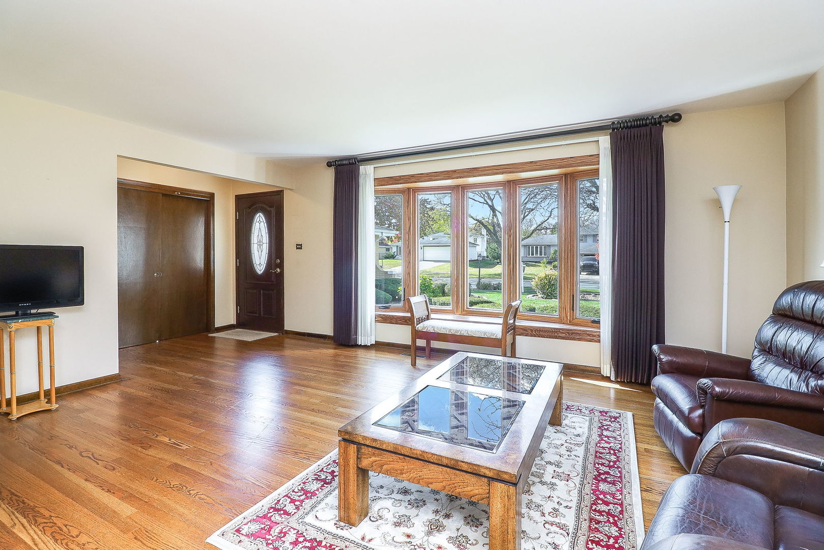 7213 Emerson Drive, Darien, IL 60561