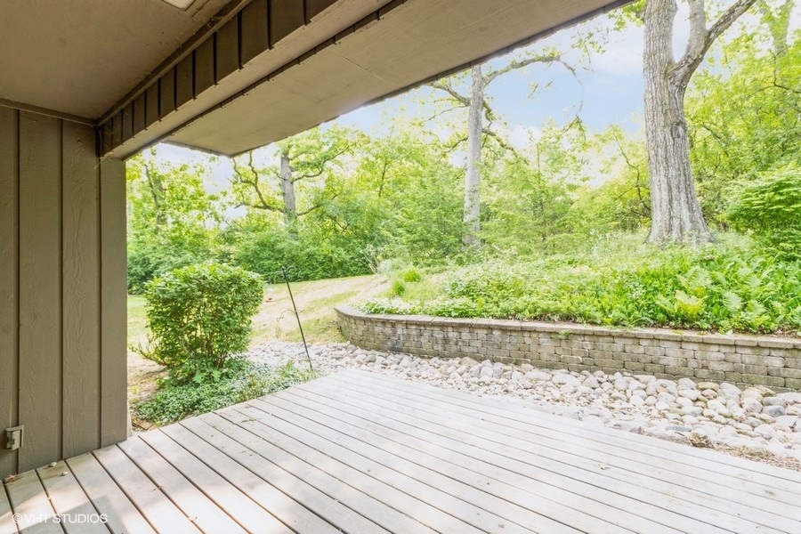 729 Old Barn Road #C, Lake Barrington, IL 60010