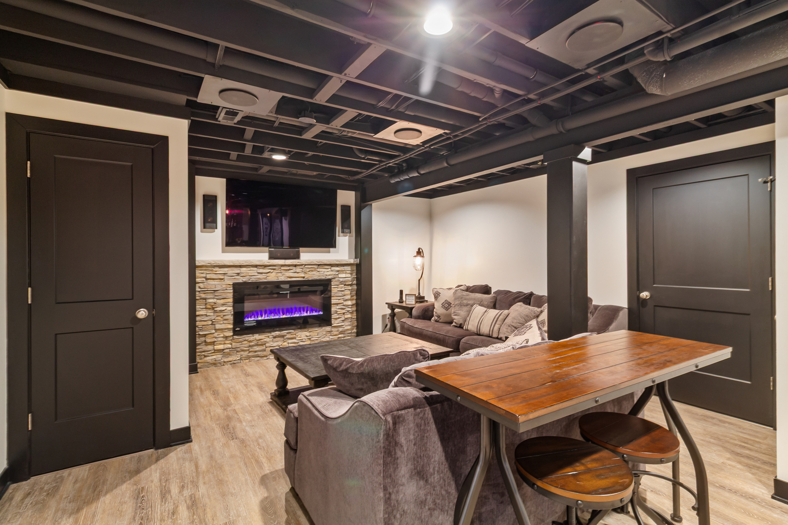 620 Edinburg Drive, Griffith, IN 46319