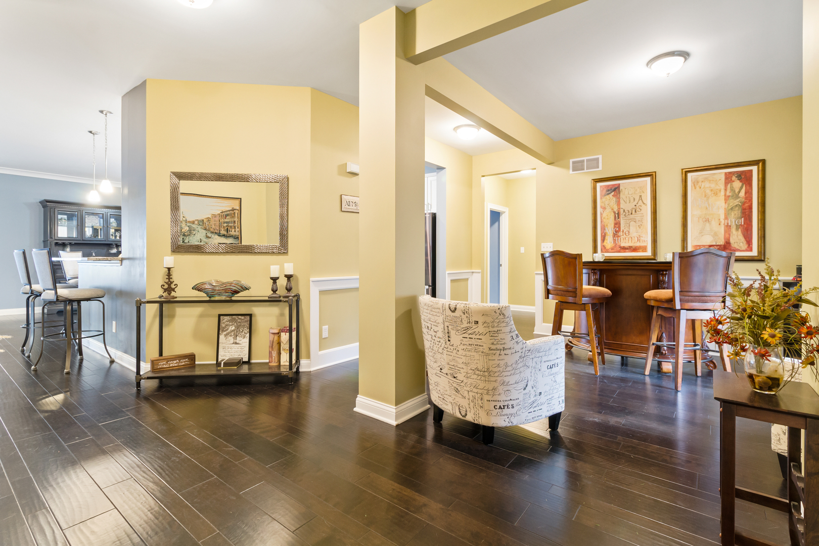 620 Edinburg Drive, Griffith, IN 46319