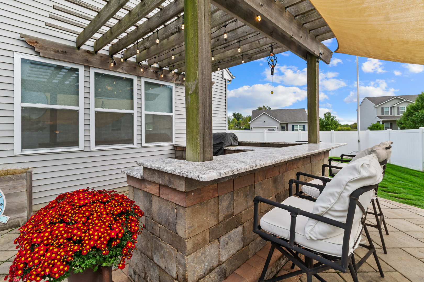 620 Edinburg Drive, Griffith, IN 46319