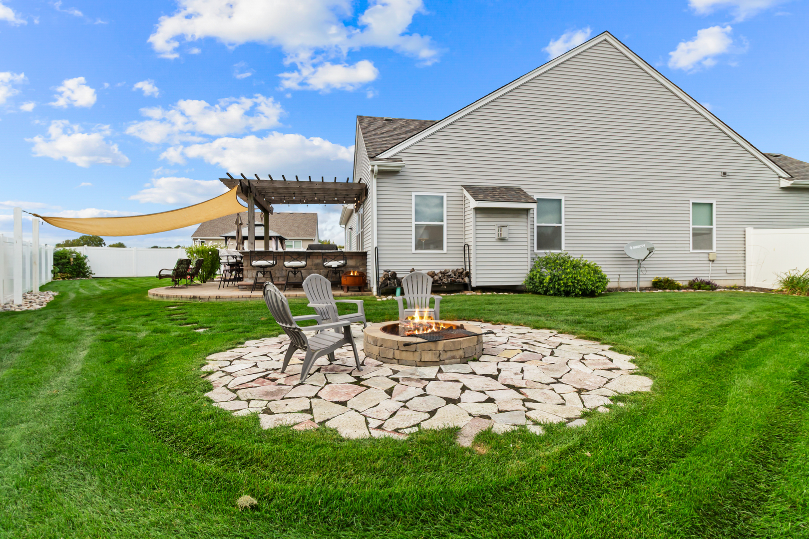 620 Edinburg Drive, Griffith, IN 46319