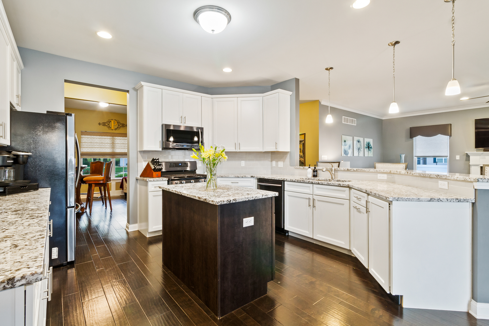 620 Edinburg Drive, Griffith, IN 46319