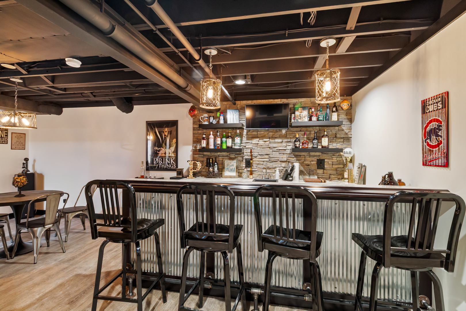 620 Edinburg Drive, Griffith, IN 46319