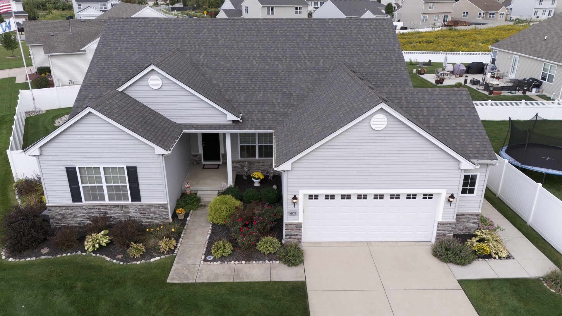 620 Edinburg Drive, Griffith, IN 46319