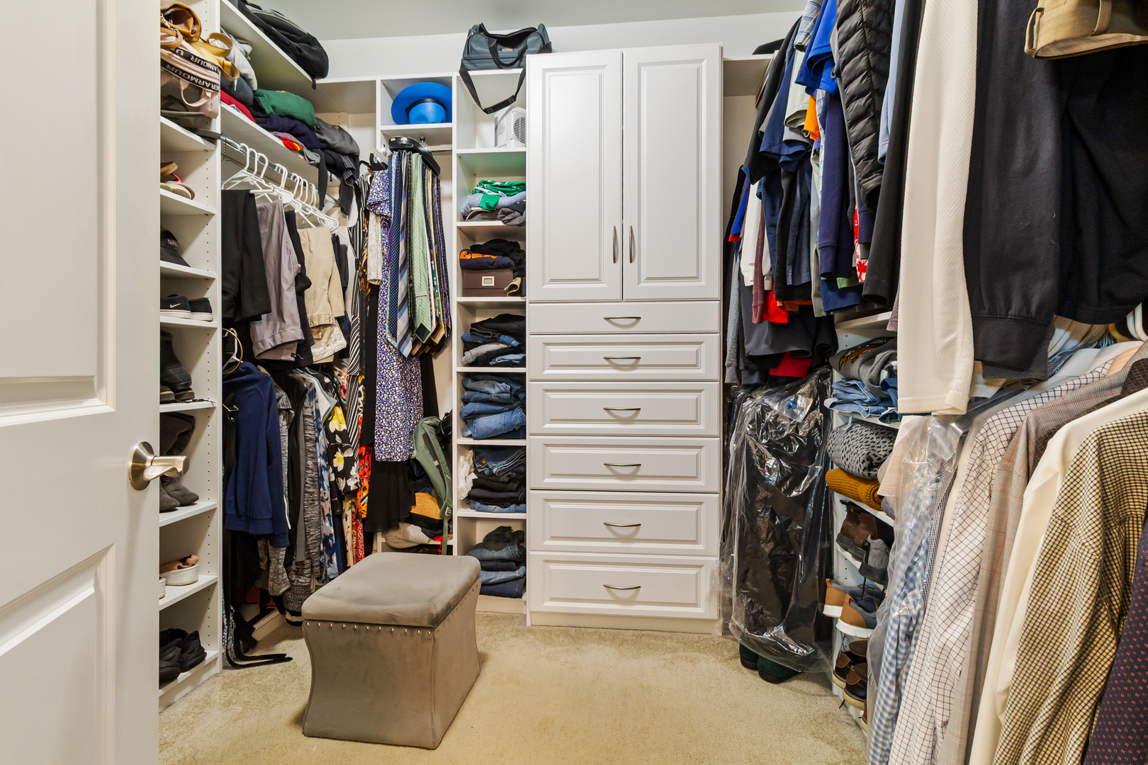 620 Edinburg Drive, Griffith, IN 46319