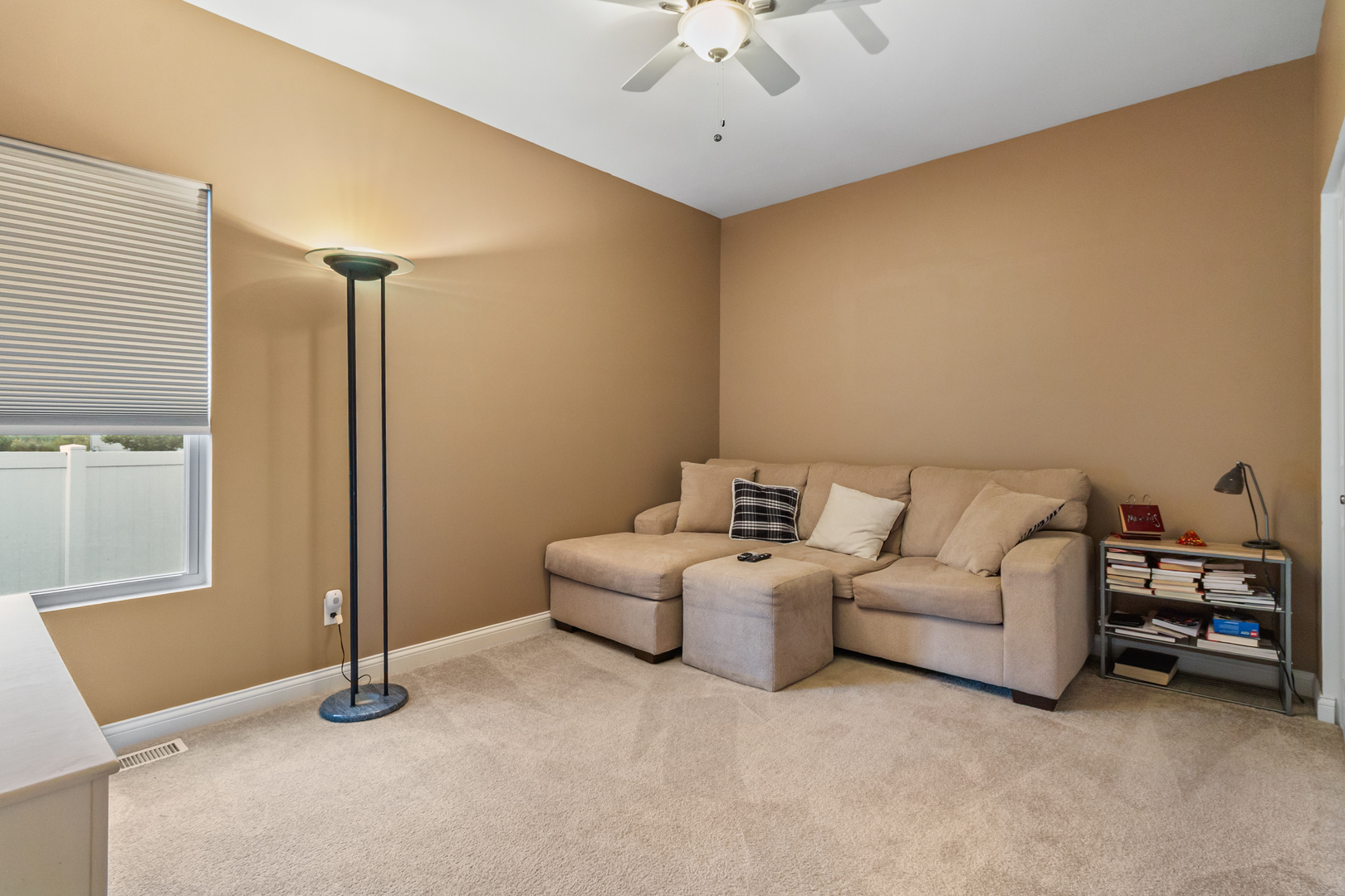620 Edinburg Drive, Griffith, IN 46319