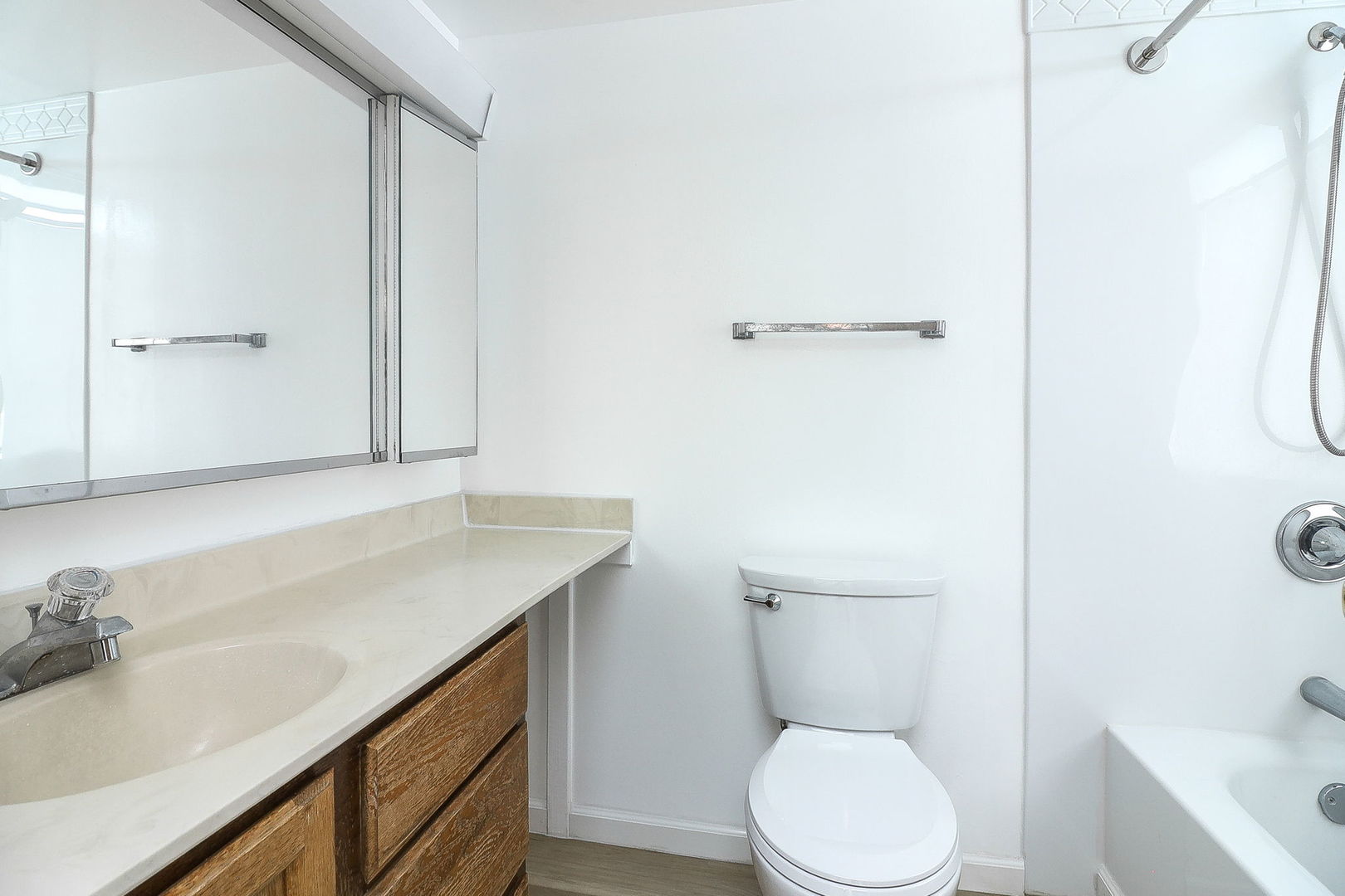 1721 S Washington Street #1721, Naperville, IL 60565