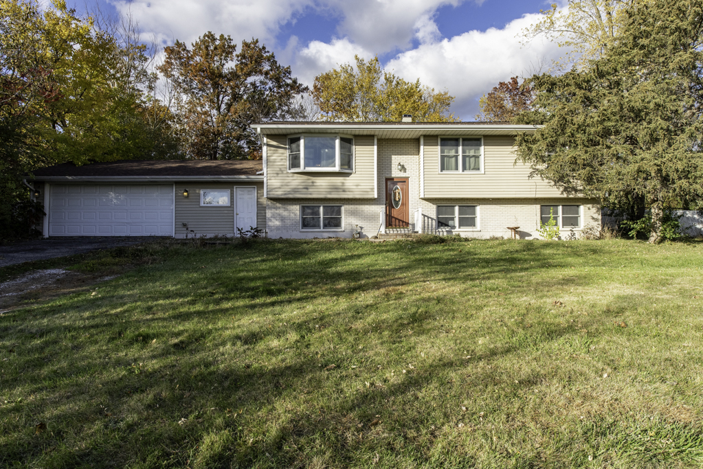 26672 W Orchard Avenue, Antioch, IL 60002