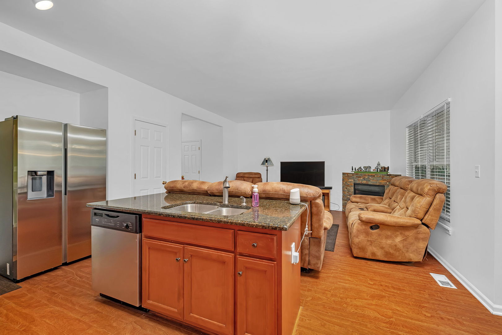 16785 HAZELWOOD Drive, Plainfield, IL 60544