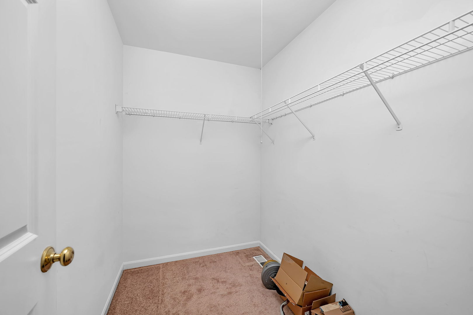 16785 HAZELWOOD Drive, Plainfield, IL 60544