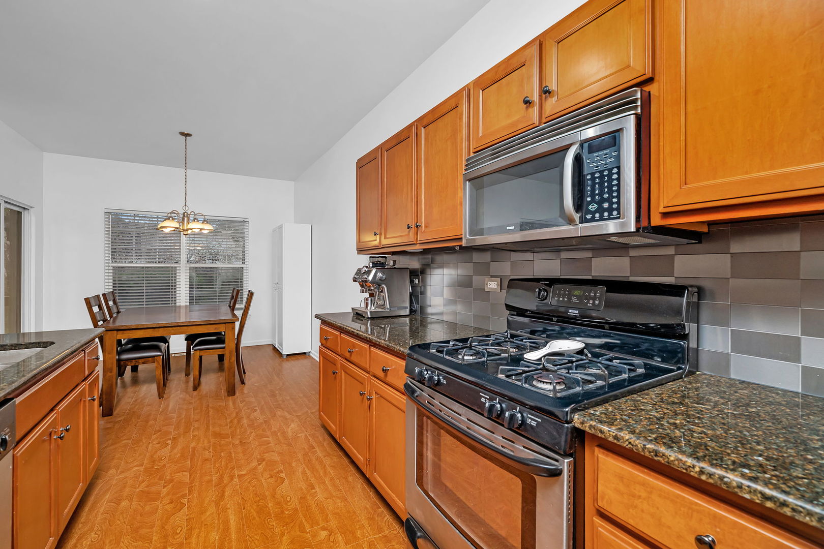 16785 HAZELWOOD Drive, Plainfield, IL 60544