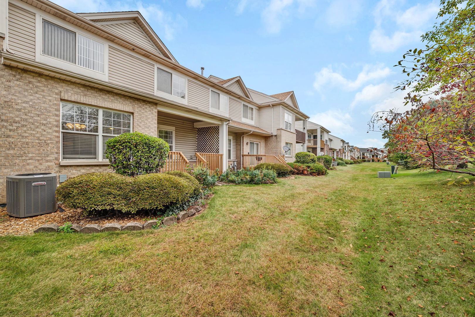 16785 HAZELWOOD Drive, Plainfield, IL 60544