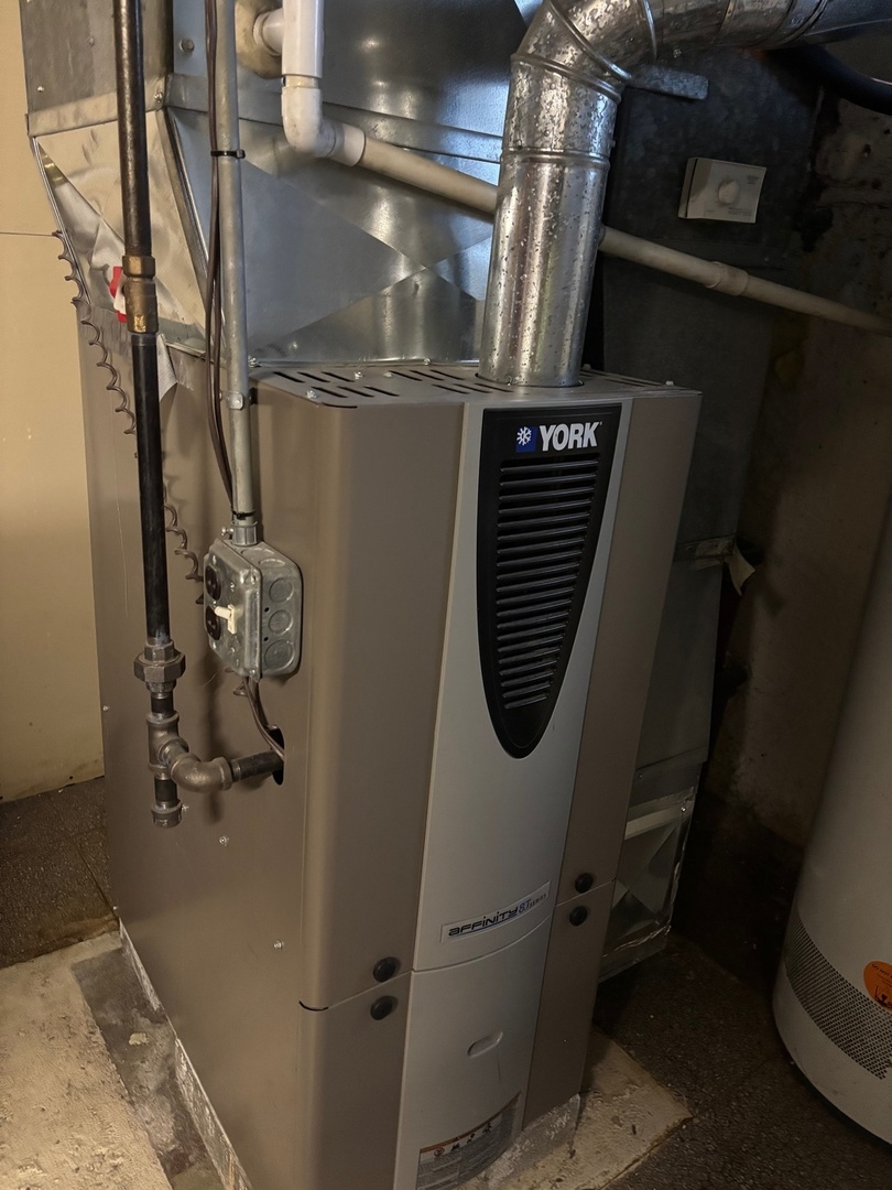 5137 S Rutherford Avenue, Chicago, IL 60638