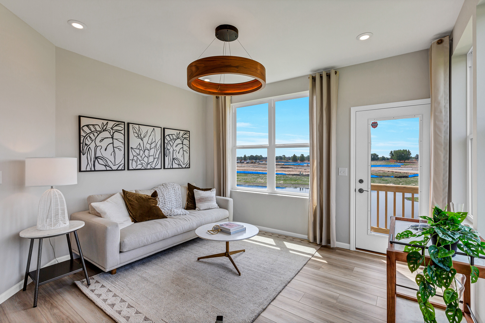 2798 Spring Circle South, Lindenhurst, IL 60046