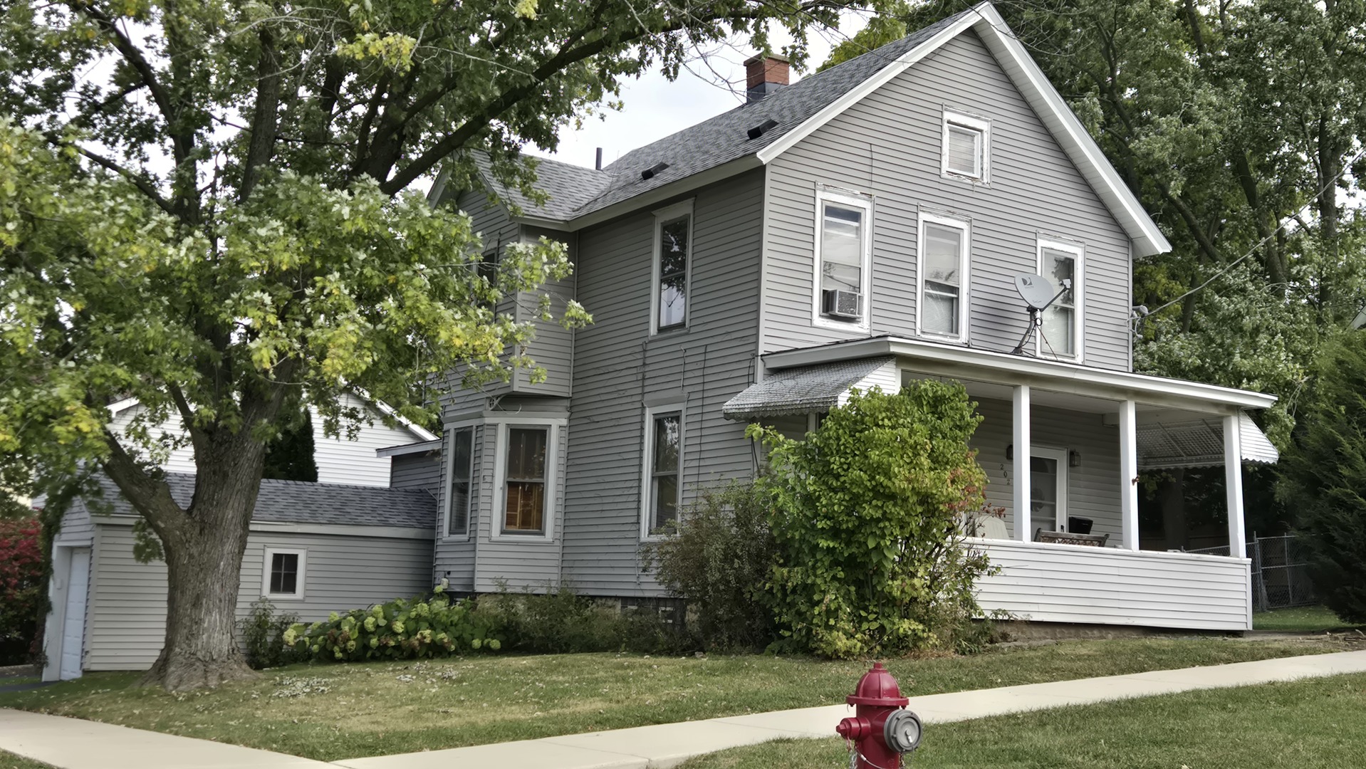 202 E 14th Street, Lockport, IL 60441