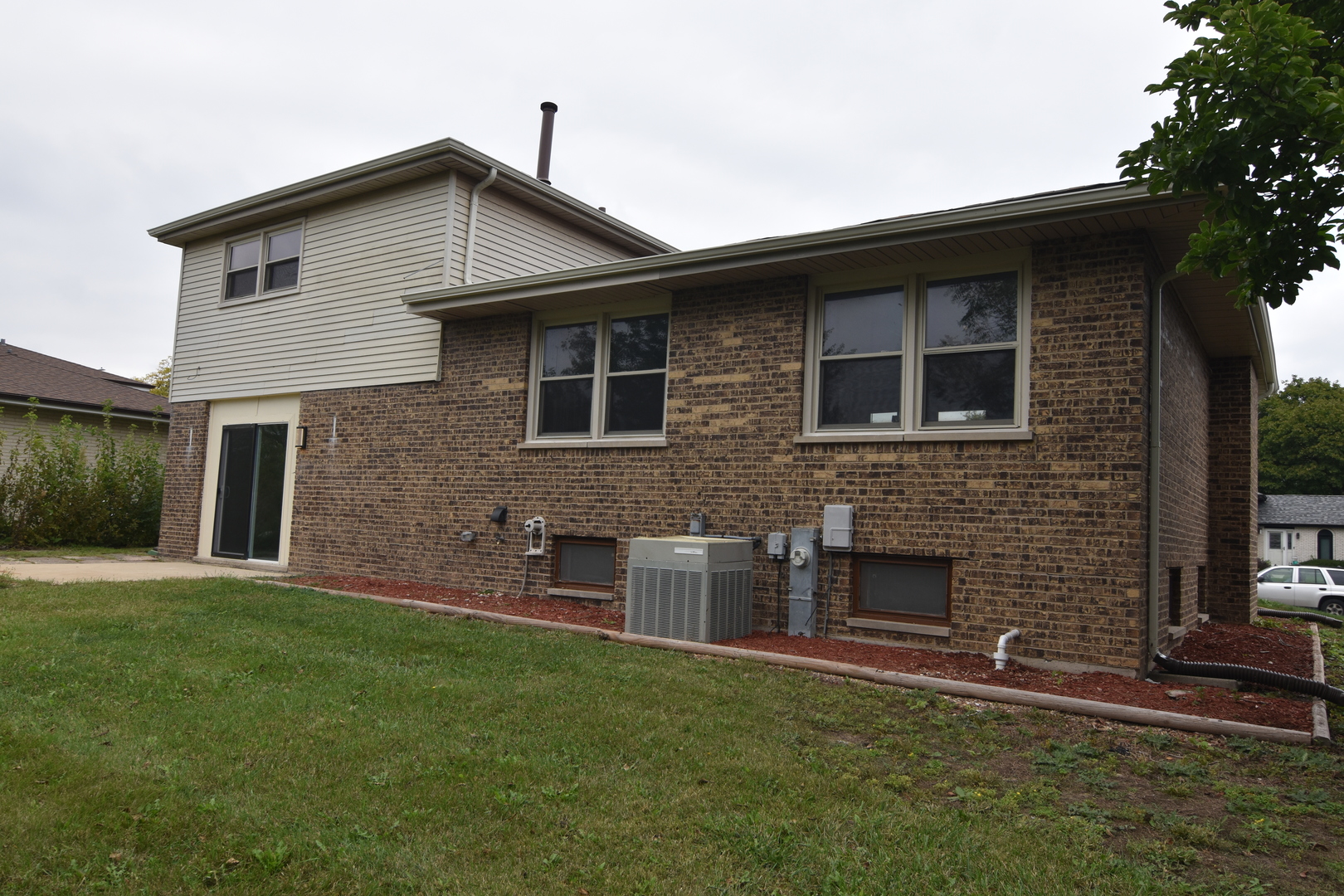 6125 Sunflower Drive, Matteson, IL 60443