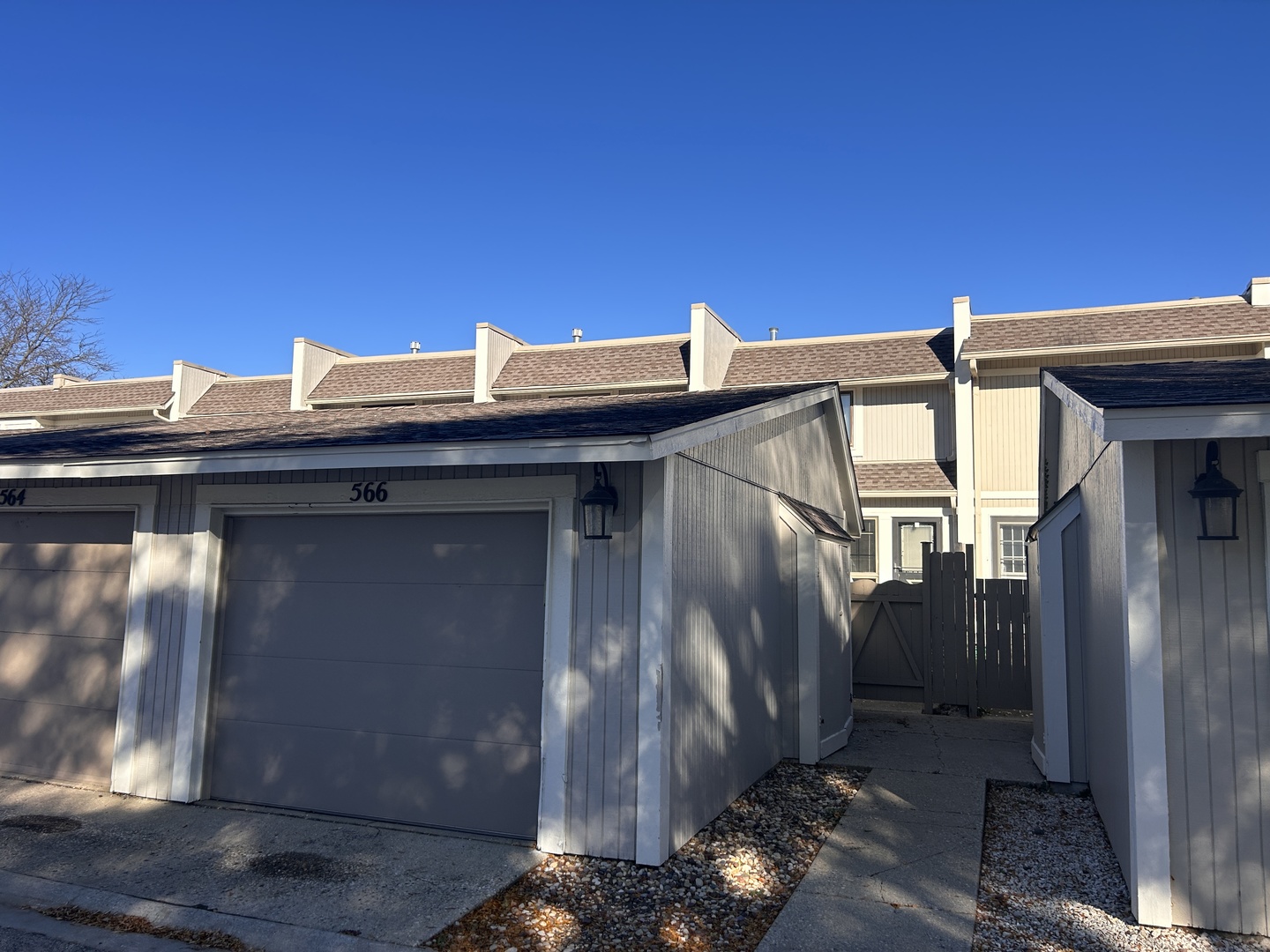 566 Chard Court, Grayslake, IL 60030