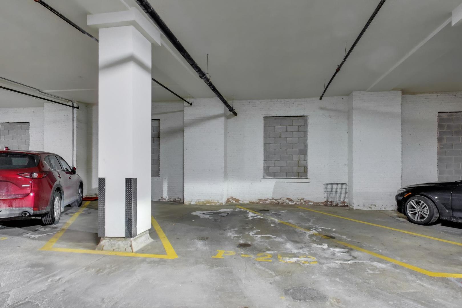 1040 W Adams Street #374, Chicago, IL 60607