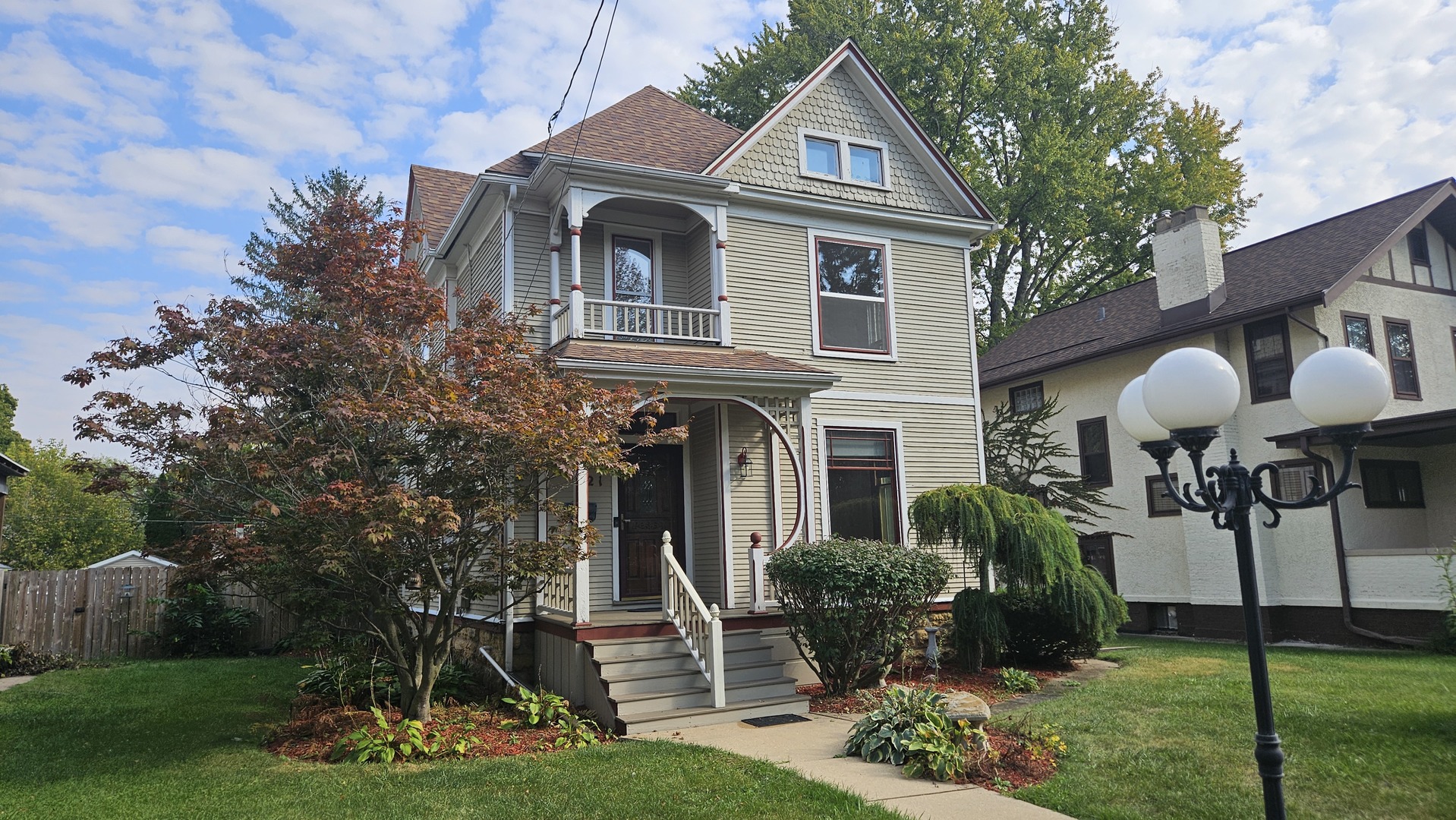 121 Paris Avenue, Rockford, IL 61107