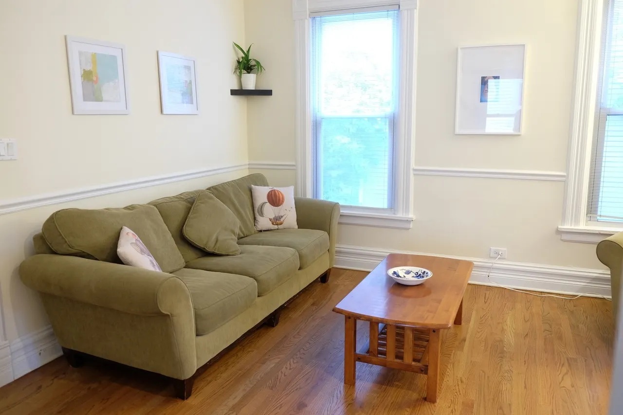 1109 Garnett Place #12, Evanston, IL 60201