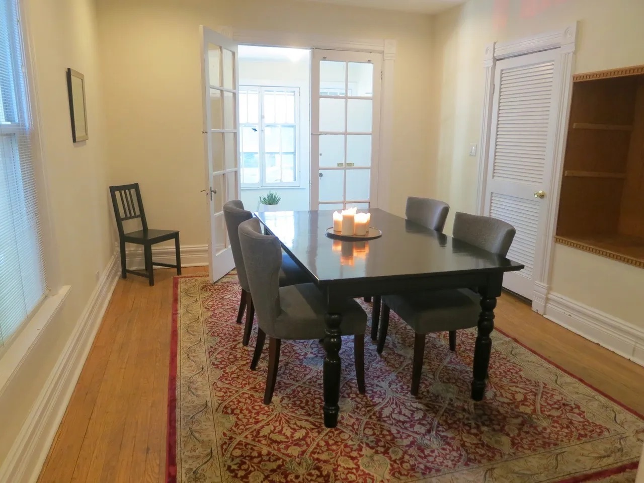 1109 Garnett Place #12, Evanston, IL 60201