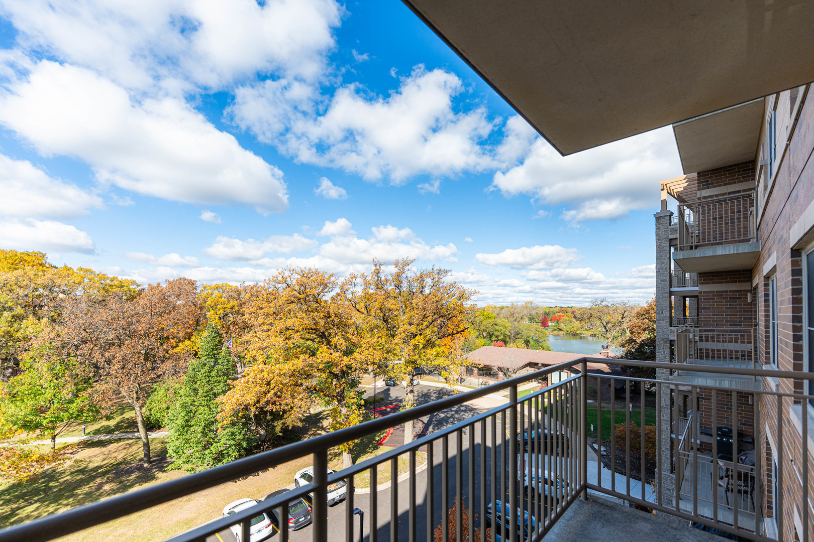 125 Lakeview Avenue #506, Bloomingdale, IL 60108