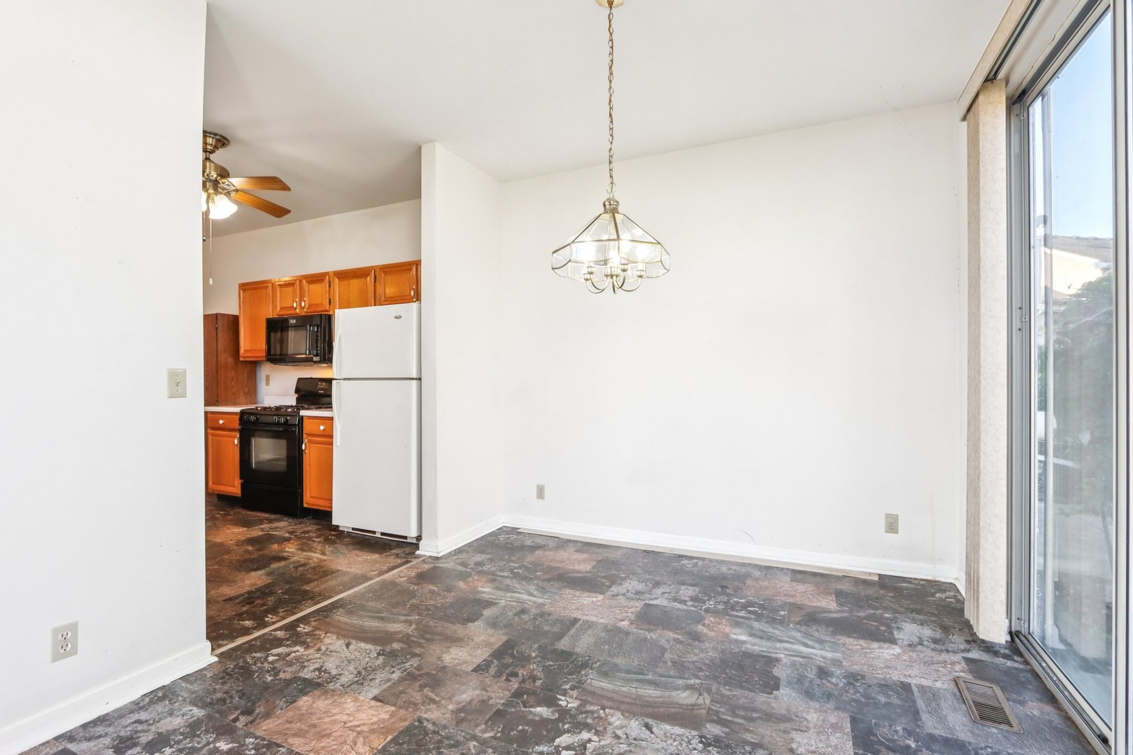 1509 Stoneridge Circle, Yorkville, IL 60560