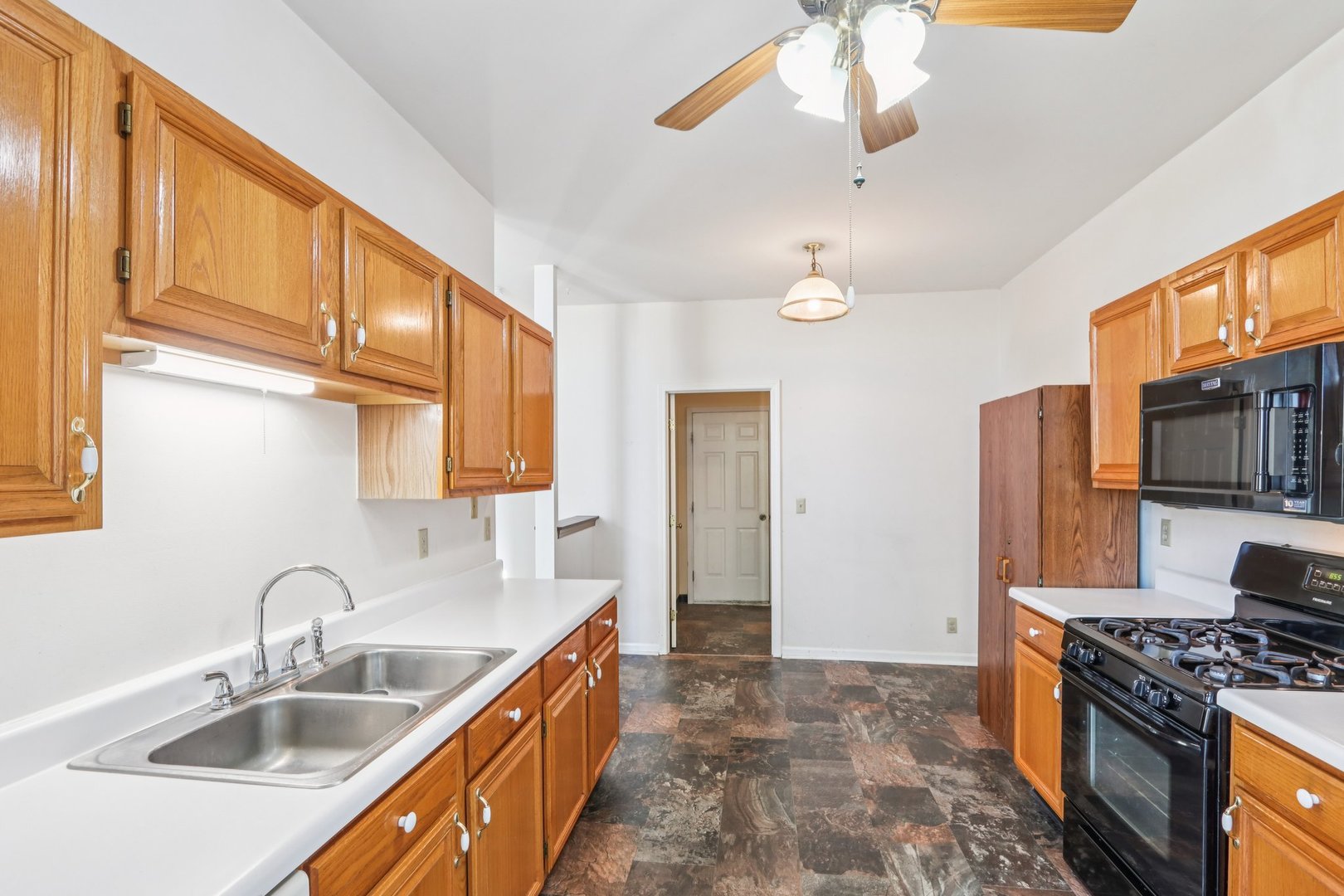 1509 Stoneridge Circle, Yorkville, IL 60560