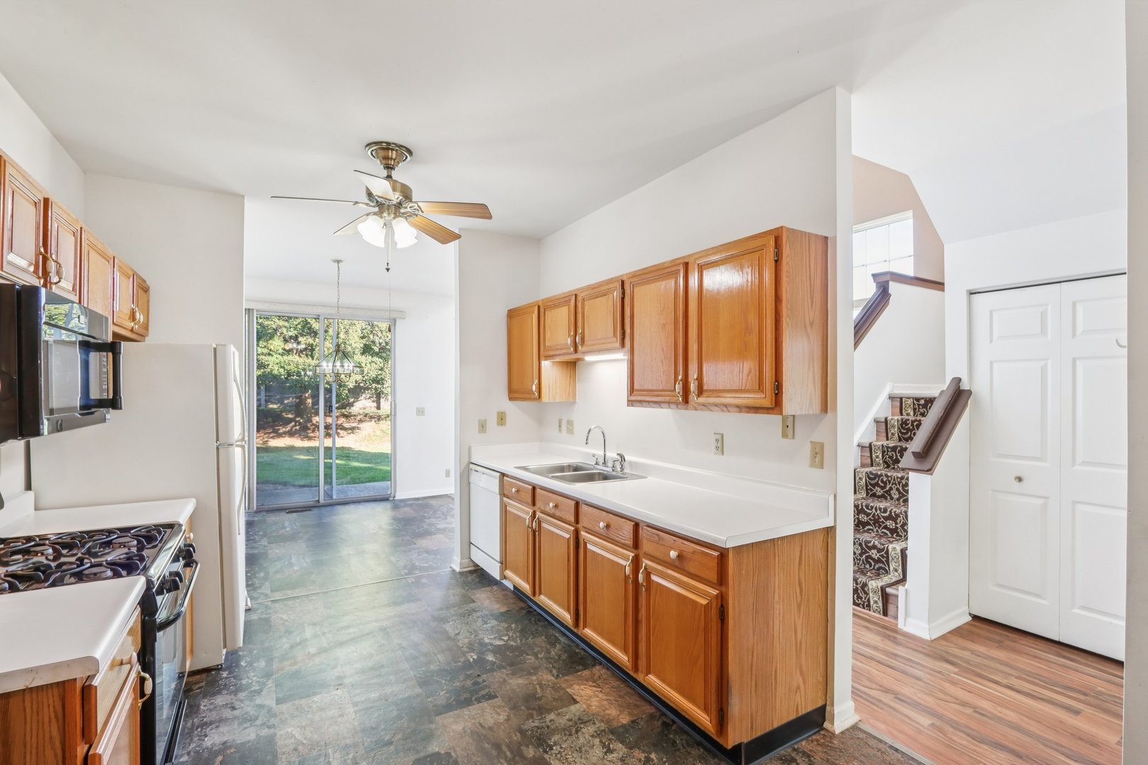 1509 Stoneridge Circle, Yorkville, IL 60560