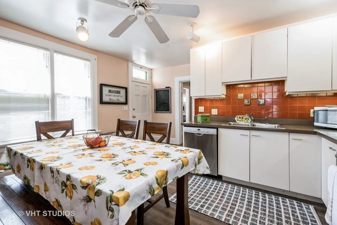 813 Hamlin Street, Evanston, IL 60201