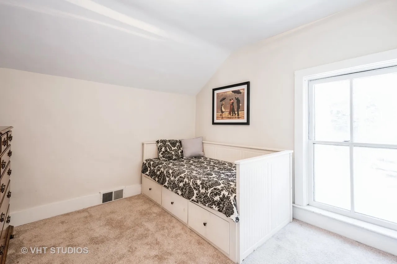 813 Hamlin Street, Evanston, IL 60201