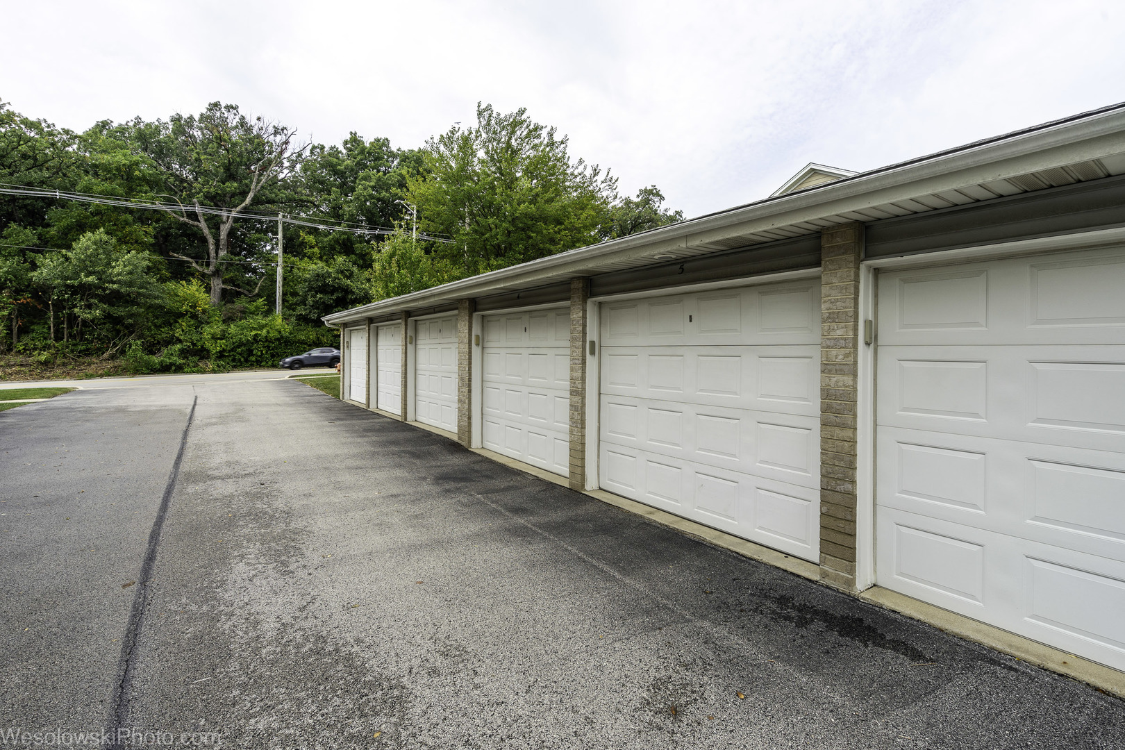 9150 W 95th Street #2B, Hickory Hills, IL 60457