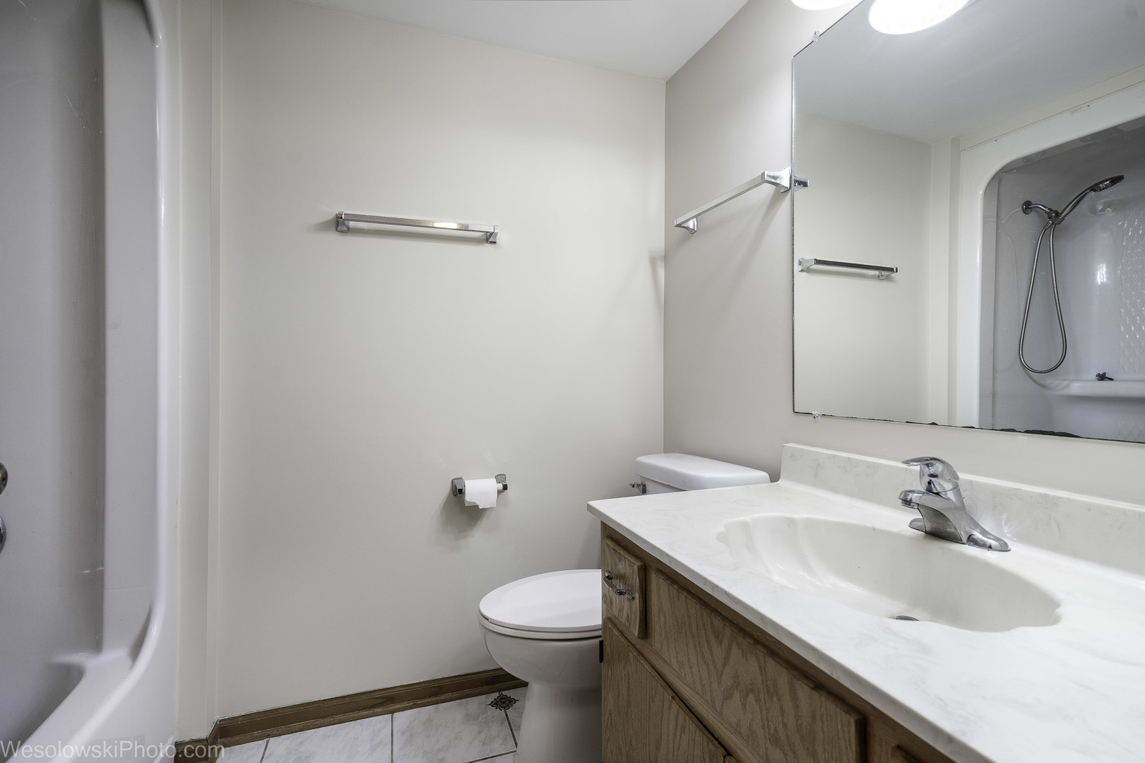 9150 W 95th Street #2B, Hickory Hills, IL 60457